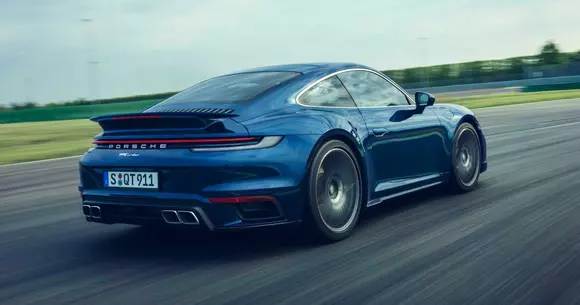 Porsche va construi un 911 hibrid, dar nu pentru eficiență la consum