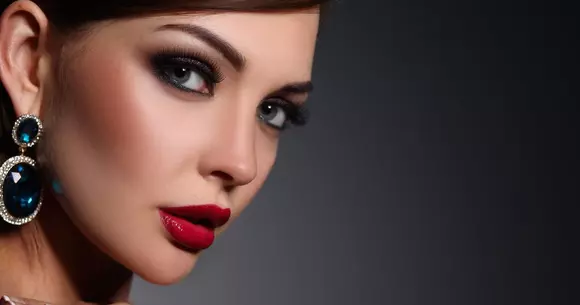 (P) Cercei din argint cu zirconii