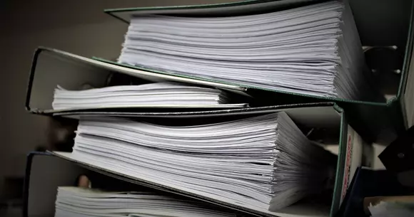 Mai puțină hârțogăraie pentru actele auto - ce se schimbă?