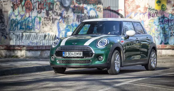 Mini Cooper: Maturizarea lui „altfel“