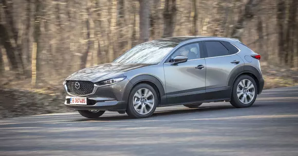 Mazda CX-30 Skyactiv-X: Fină ca mătasea