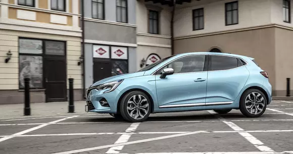 Renault Clio 1.5 dCi Intens: Modernizarea rețetei clasice