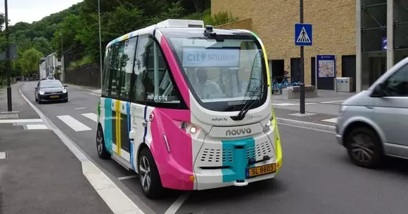 Un autobuz electric fără șofer va fi testat la Brașov