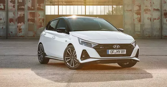 Hyundai i20 poate fi comandat cu pachet N Line și transmisie manuală inteligentă