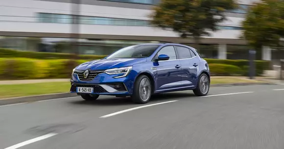 Renault Megane facelift disponibil în România de la 16.300 euro