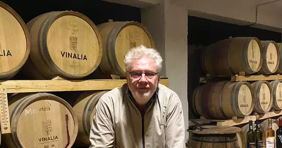 Binecuvântat de Vinalia (P)