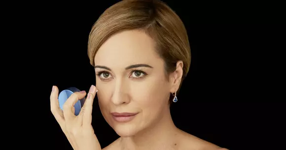  Clasic feminin. Mereu actual.  Cu Gerovital H3 Classic (P)