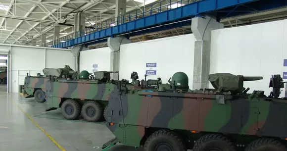 Primele transportoare blindate PIRANHA V au fost recepționate de Armata Română