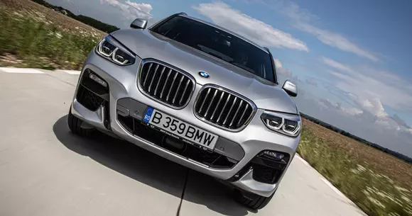 BMW X4 xDrive 30d: Forma dictează funcția