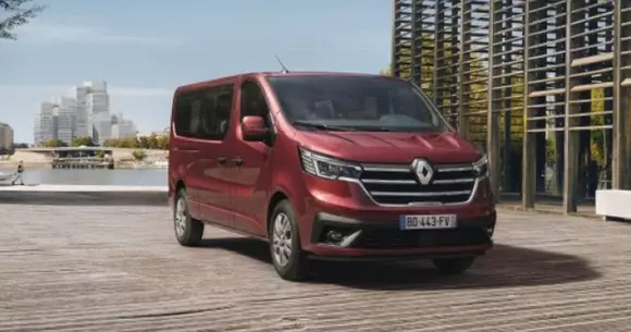 Renault Trafic facelift - design ușor modificat și noi sisteme de asistență