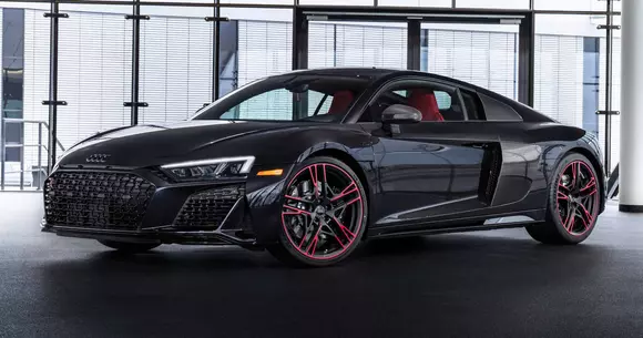 Primele livrări de Audi R8 RWD sunt în ediție specială Panther