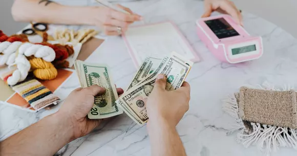 (P) 5 sfaturi utile pentru cei interesați de gestionarea cât mai bună a finanțelor personale