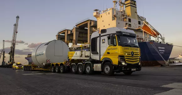 (P) Care sunt reglementările specifice unui transport ADR de mărfuri periculoase?