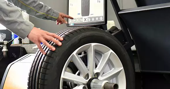 De ce echilibrarea roților îți permite să conduci fără probleme? Iată câteva lucruri pe care poate NU le știai!