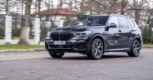 BMW X5 M50d Final Edition: Asta da pensionare!