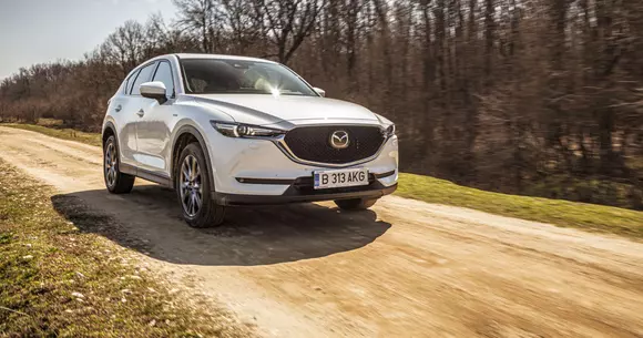 CX-5 100th Anniversary: Mazda supremă