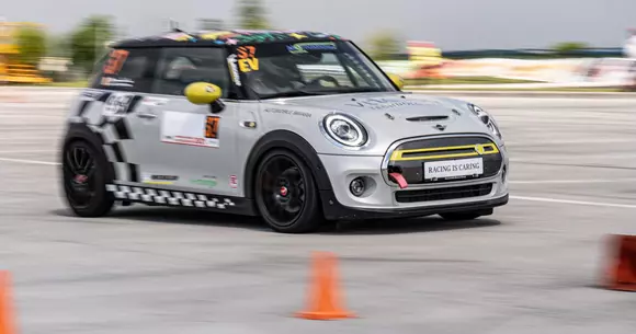 Am alergat-o pe MIMI la a patra etapă a Campionatului Național de Super Slalom 2021