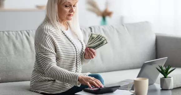 (P) Creditele online pentru pensionari, disponibile fără limită de vârstă