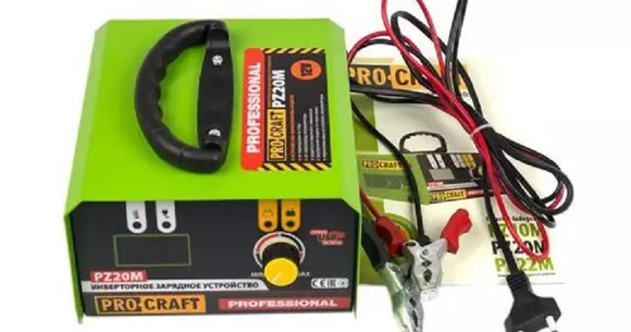 (P) Încărcătorul auto cu pornire: gadget inutil sau un echipament necesar pentru fiecare posesor de vehicul?