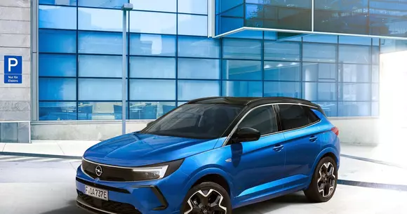 Amplu restilizat, Opel Grandland (SUV-ul de vârf al mărcii), poate fi acum comandat în România