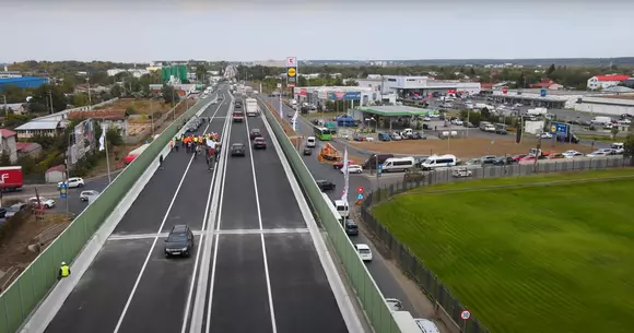 Inaugurare surpriză: Pasajul Mogoșoaia a fost dat în folosință cu șase luni mai devreme decât era programat