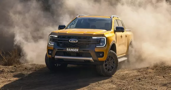Din fericire, actualul Ranger încă e tentant, altfel ai de așteptat până la finele anului viitor pentru a primi un Ford Ranger 2022.