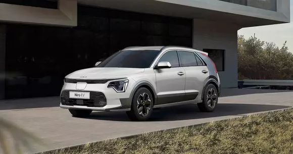 Noua generație a seriei Kia Niro a debutat la Seoul Mobility Show. Automobilul reflectă preocupările Kia pentru un viitor sustenabil.