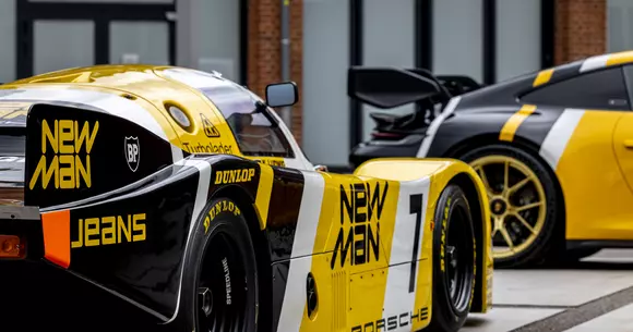 Oamenii sunt unici, mașinile lor ar trebui să fie la fel, nu? Studiu de caz: un Porsche 911 GT3 profund pensonalizat.