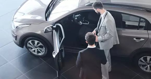 (P) Credit sau leasing auto. Care este cea mai bună modalitate de a cumpăra o mașină?
