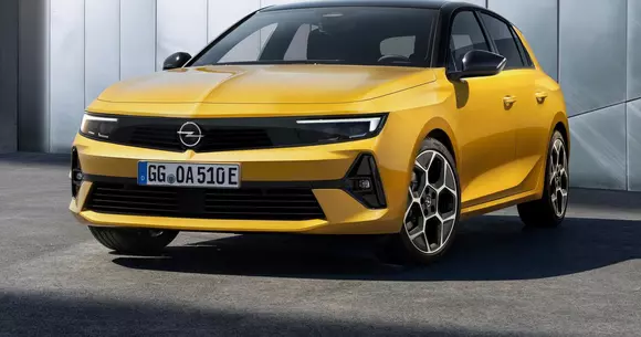 Noua generație Opel Astra este accesibilă începând de la 19.500 de euro. A fost dat startul comenzilor.