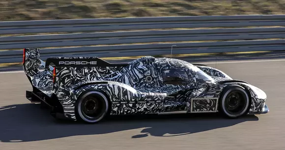 Marca din Zuffenhausen a ales noua cale tehnologică pe care va merge în competițiile tip Le Mans. Prototipul LMDh intră în teste.