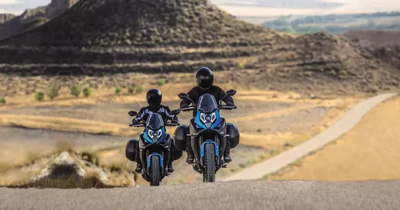 (P) CFMOTO 650MT ABS ’21 – Performanță și distracție pe două roți