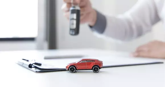 (P) 5 lucruri pe care sa le ai in vedere atunci cand vrei sa-ti cumperi o masina cu credit bancar
