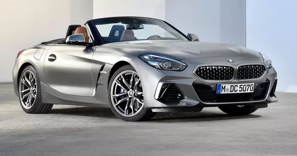 Invadarea Ucrainei trage frâna de mână și pentru industria auto occidentală: întreruperi de producție la BMW și Porsche.