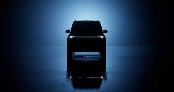 Ford a transferat proprietatea fabricii de la Craiova către Ford Otosan. Trei vehicule electrice vor intra în producție din 2024.