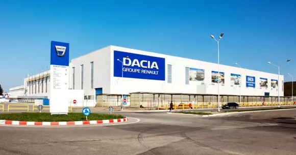 Urmările războiului din Ucraina: uzina Dacia suspendă producția de transmisii