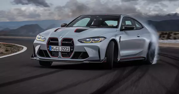 Frumoasa bestie: BMW M4 CSL reprezintă vârful dezvoltării sportive pentru seria sa. Sau spaima Nürburgringului.