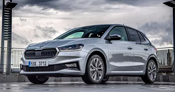 Iată un produs mainstream care ia premii prestigioase: Škoda Fabia a câștigat Red Dot Award pentru excelență în design