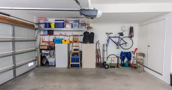 (P) Soluții inteligente pentru o depozitare eficientă în garaj