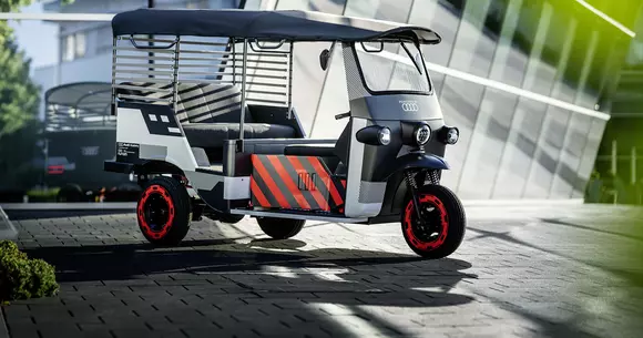 Viața bateriilor de după prima viață: module Audi e-tron parțial uzate sunt trimise să propulseze ricșe din India.