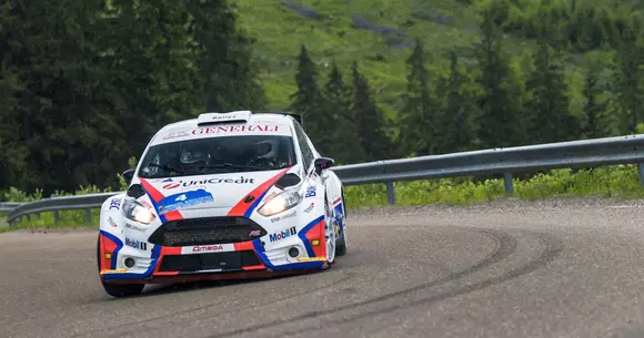 Progres natural - Borsec hidratează echipajul Teslovan/Cseh la Raliul Bucovinei 2022