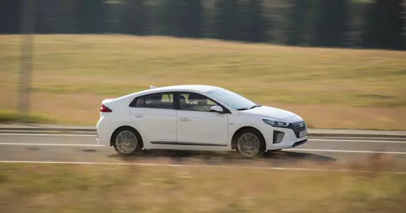 În scurt timp, Hyundai îi va spune rămas bun lui Ioniq