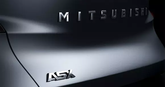 Deoarece firma nu dispune de resurse pentru o ofensivă extinsă, Mitsubishi ASX va ieși la atac singur, dar bine dotat.