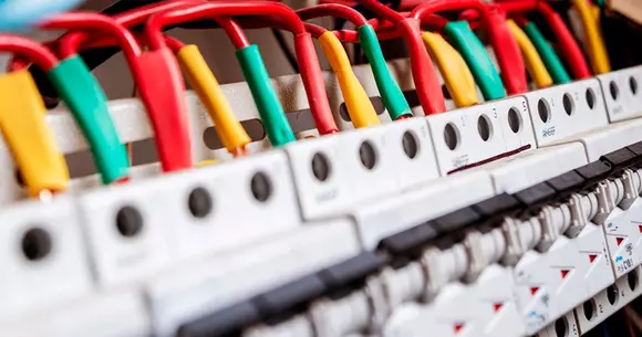 (P) O locuință este mai sigură cu echipamente electrice de calitate!