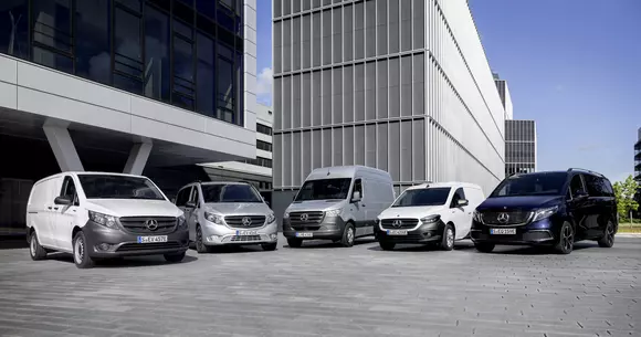 Divizia de vehicule comerciale Mercedes-Benz livrează 100.000 de vehicule în cel de-al doilea trimestru al anului 2022