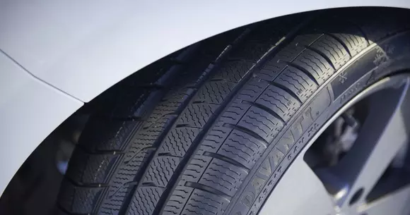 (P) Performanță și design premiat într-o singură anvelopă:  SportContact 7