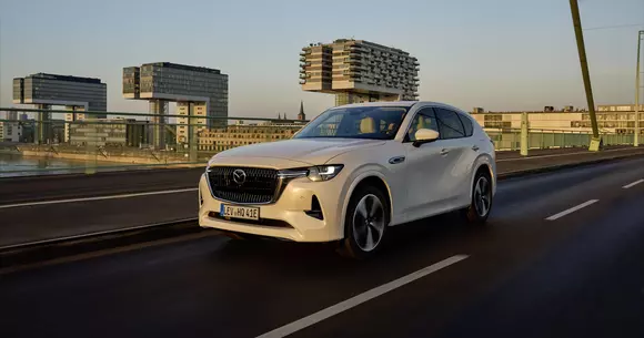 Motorul diesel n-a murit. Vine în stil mare alături de Mazda CX-60