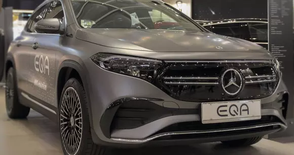 (P) Viitorul auto este electric: tot ce trebuie să știi despre modelul EQA de la Mercedes-EQ