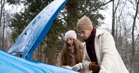 (P) Întreținerea mașinii în sezonul rece: 5 sfaturi pentru călătorii fără probleme