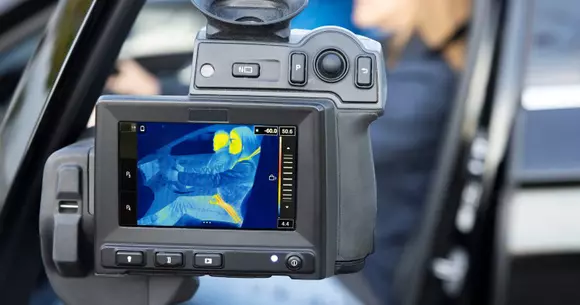 Centurile încălzite propuse de ZF vor ajuta la creșterea autonomiei mașinilor electrice